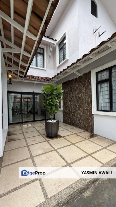 RENOVATED Double Storey Bungalow with huge car porch, Bandar Enstek, Negeri Sembilan, Negeri Sembilan, Seremban