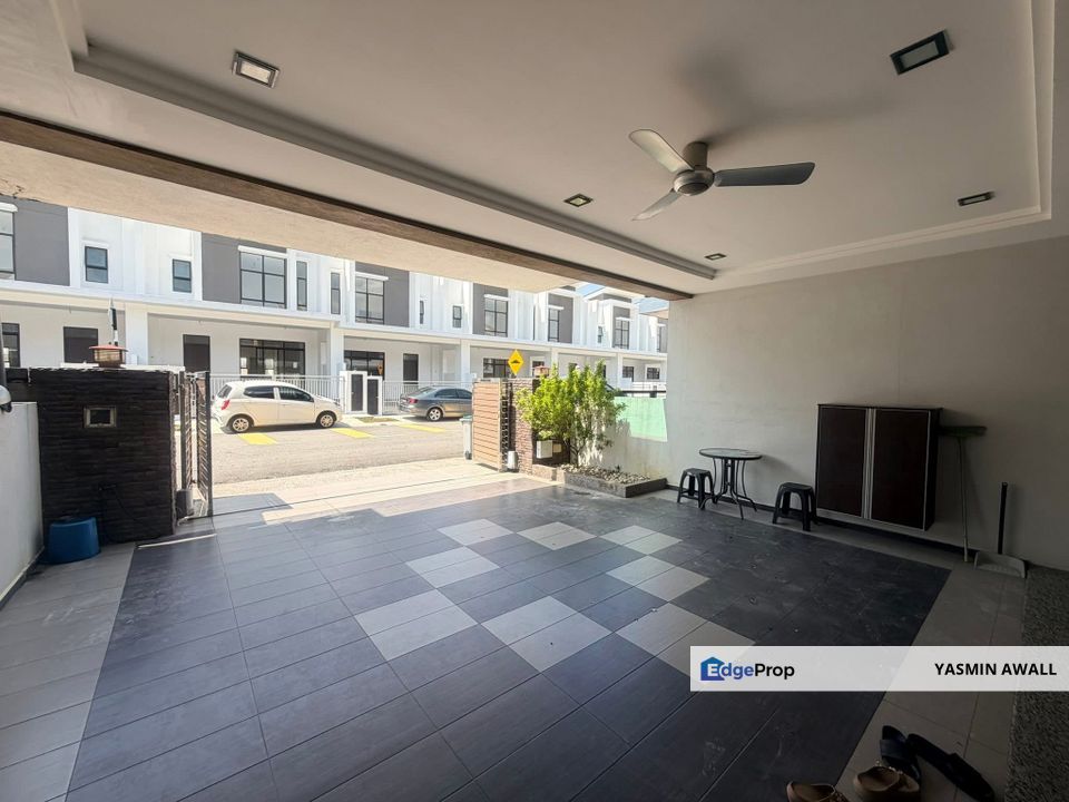 FULLY FURNISHED Double Storey Terrace Taman Bukit Kepayang Seremban, Negeri Sembilan, Seremban