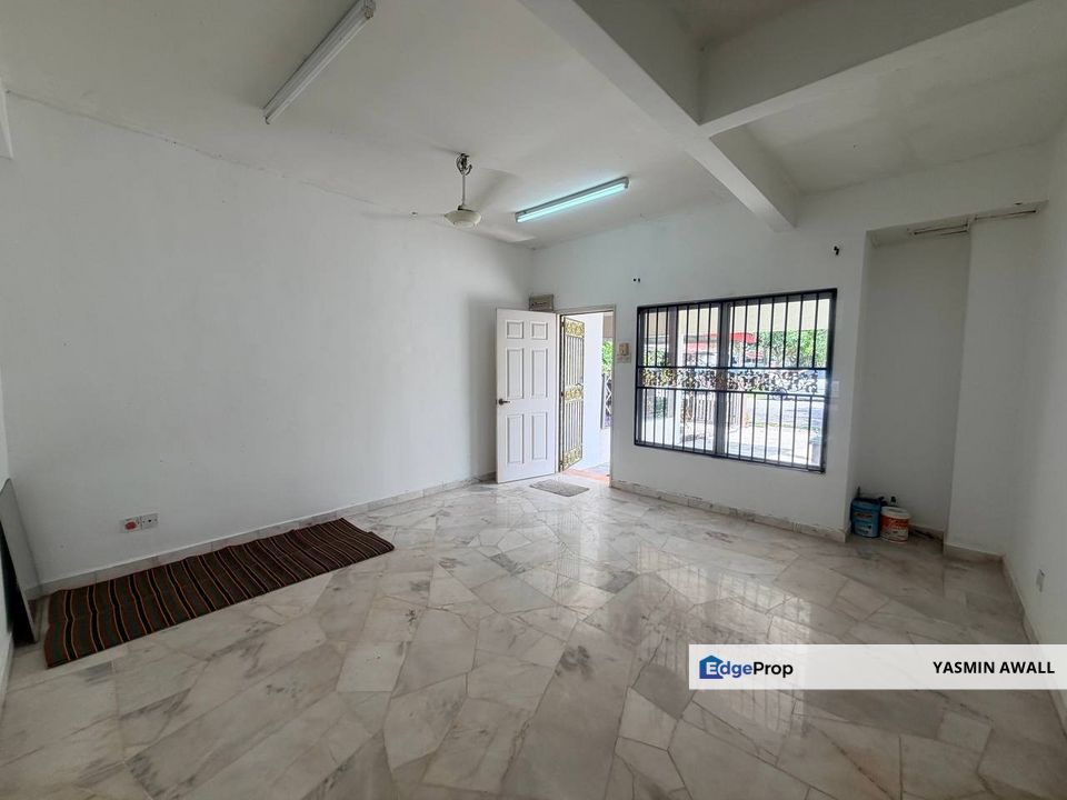 END LOT Double Storey Terrace Taman Pinggiran Senawang  Seremban , Negeri Sembilan, Seremban