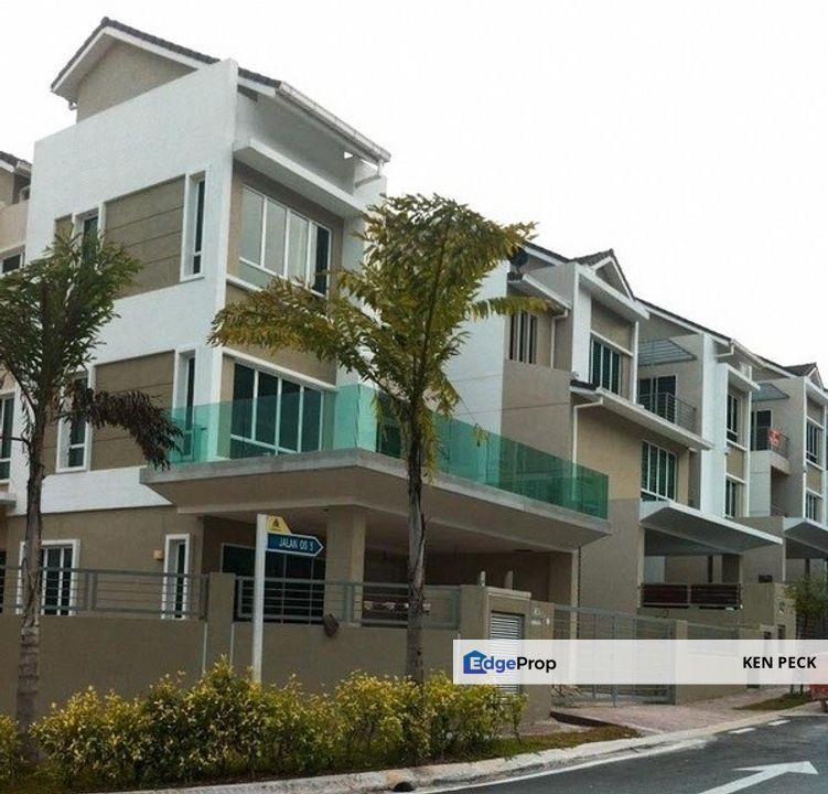 3 storey Semi Detached house @ One sierra Selayang, Selangor, Selayang