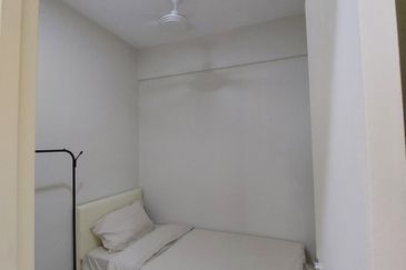 Gravit8 @ Klang South