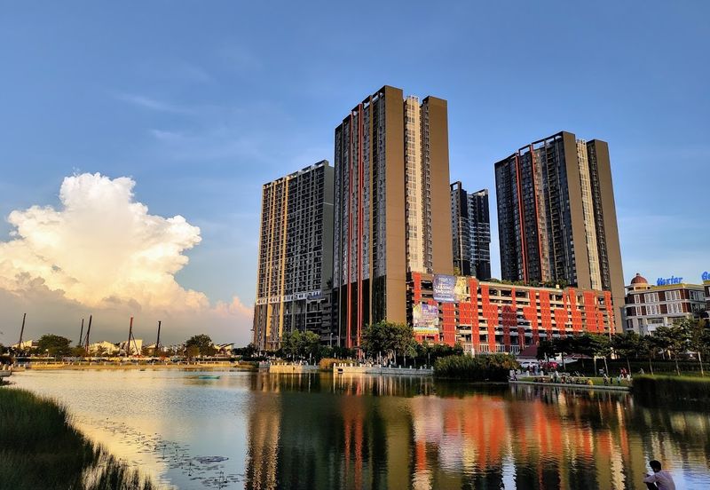 Gravit8 @ Klang South