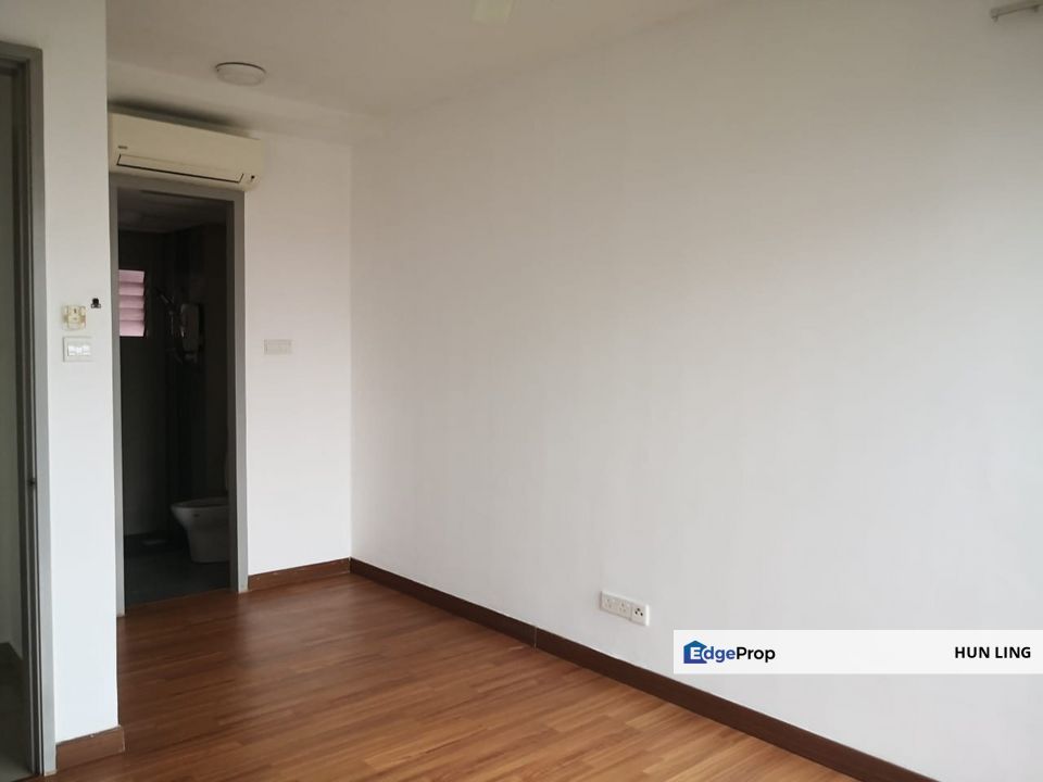 Kiara Residence 2 Condo Bukit Jalil 3 room 2 bath partially furnish walk to LRT Awan Besar for Sale, Kuala Lumpur, Bukit Jalil