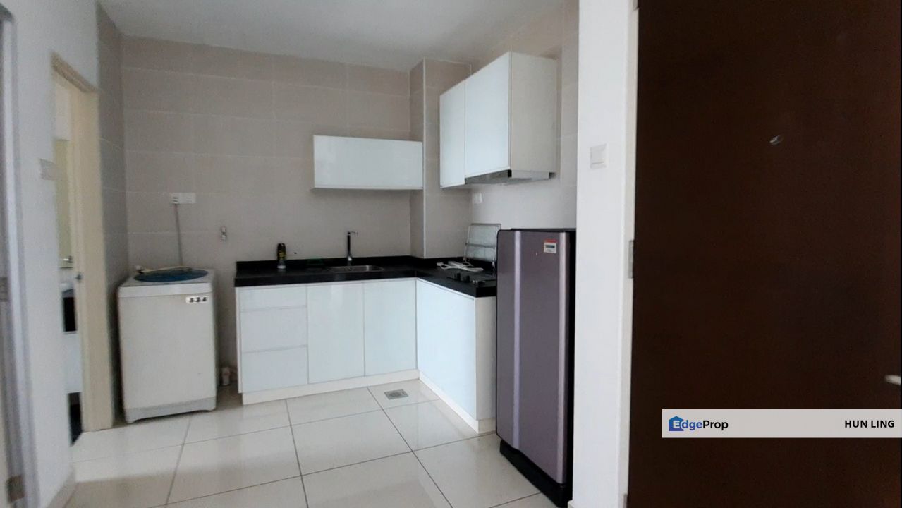 Central Residence Sungai Besi Freehold  Exclusive High Floor One Bedroom 80% furnish for Sale, Kuala Lumpur, Salak Selatan