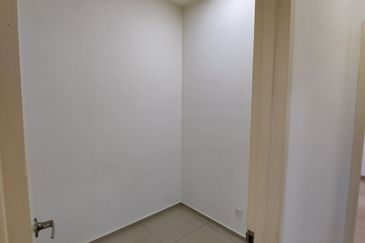 Adria Residence @ Gravit8