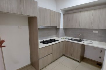 Adria Residence @ Gravit8