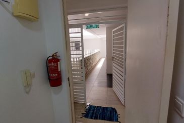 Adria Residence @ Gravit8