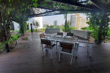 SkyLuxe On The Park @ Bukit Jalil