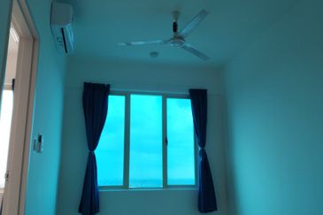 The Tresor @ Gravit 8 *