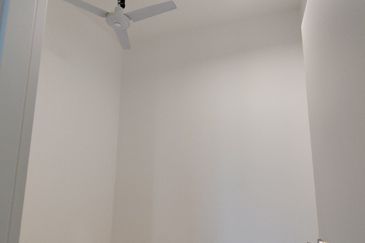 The Tresor @ Gravit 8 *