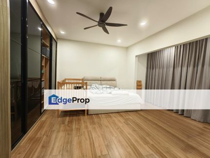 2 Storey Semi D for Sales/Partially Furnish/Gated Guarded/Individual Title, Selangor, Seri Kembangan