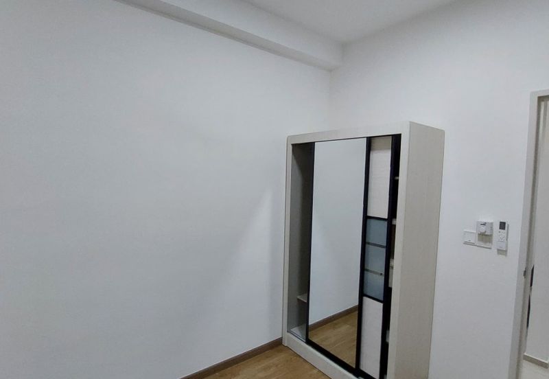 The Tresor @ Gravit 8 *