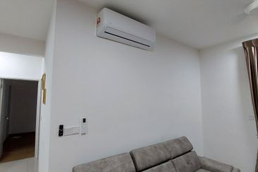 The Tresor @ Gravit 8 *