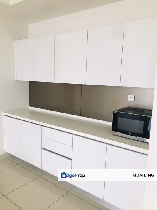 Parksky Condo @ Pavilion Bukit Jalil limited 3 room partially furnish for Rent , Kuala Lumpur, Bukit Jalil
