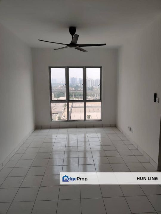 Lili Apartment Condo Kuchai Lama  3 room partially furnish walking to MRT for rent, Kuala Lumpur, Kuchai Lama