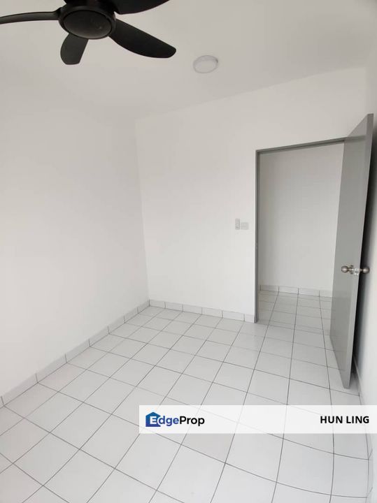 Lili Apartment Condo Kuchai Lama  3 room partially furnish walking to MRT for rent, Kuala Lumpur, Kuchai Lama