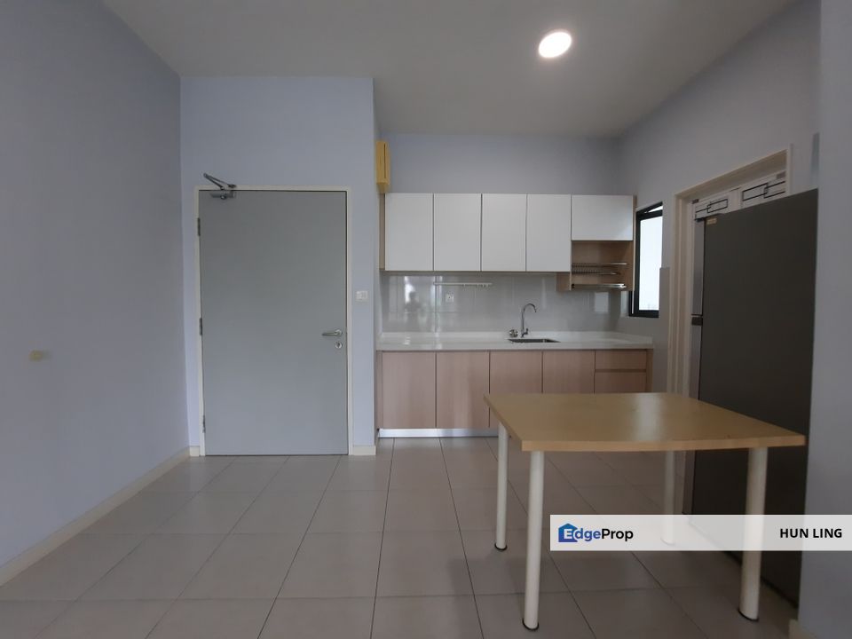 Casa Green Condo Bukit Jalil Fully furnish 3 room 2 car park walk to LRT/minimart/mamak/kopitiam for rent, Kuala Lumpur, Bukit Jalil