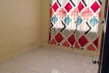 2-Storey Terrace House for Sale – Taman Bunga Raya, Jalan Raja Nong, Klang