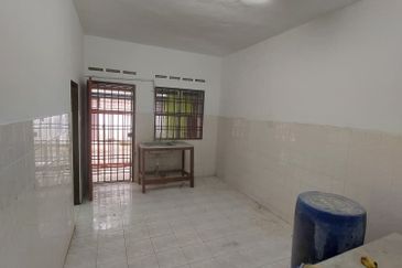 Taman Dato Hormat, Telok Panglima Garang