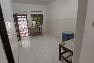 Taman Dato Hormat, Telok Panglima Garang