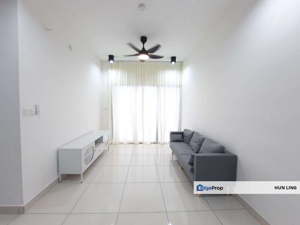 Traders Park Cheras condo Brand new Fully furnish 3+1 room 2 car park ready move in walk to cafe restaurant for rent, Selangor, Cheras