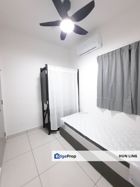 Traders Park Cheras condo Brand new Fully furnish 3+1 room 2 car park ready move in walk to cafe restaurant for rent, Selangor, Cheras