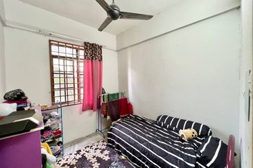 Pangsapuri Sri Pelangi