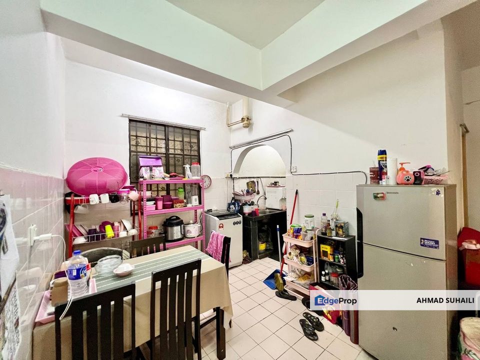 LEVEL 1 | Pangsapuri Sri Pelangi, Seksyen U5 Subang Bestari Shah Alam For Sale, Selangor, Shah Alam