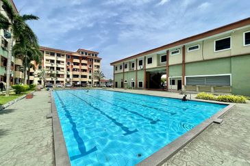 Pangsapuri Sri Pelangi