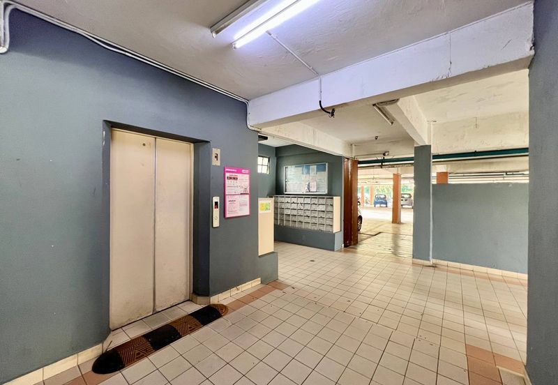 Pangsapuri Sri Pelangi