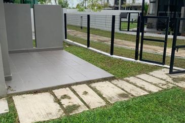 Dalia Residences @ Tropicana Aman