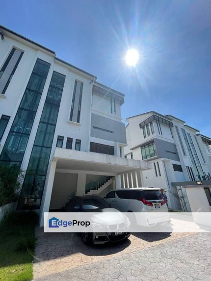 [FACING OPEN] 3.5 Storey Semi-D Luxury Kingsley Hills Putra Heights Subang, Selangor, Subang Jaya