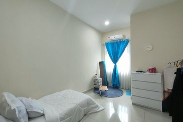 Scarlet @ Bandar Rimbayu