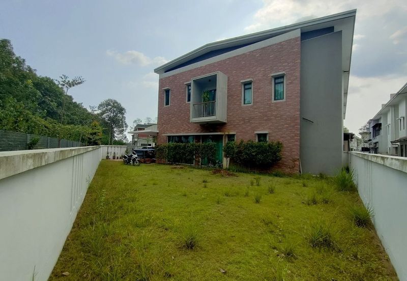 Scarlet @ Bandar Rimbayu