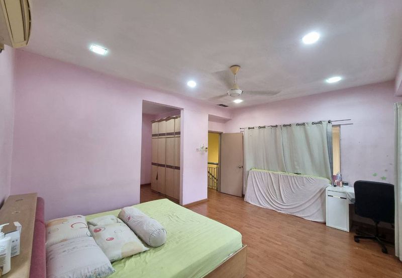 Jalan Makyong, Bandar Bukit Raja