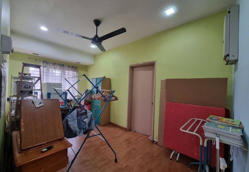 Jalan Makyong, Bandar Bukit Raja