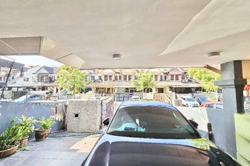 Jalan Putra Perdana 6/6