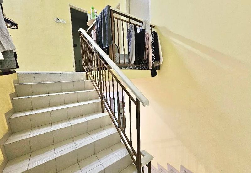 Jalan Putra Perdana 6/6