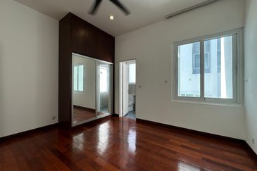 Clover Garden Residences