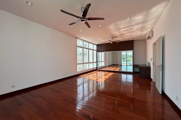 Clover Garden Residences