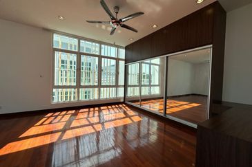 Clover Garden Residences