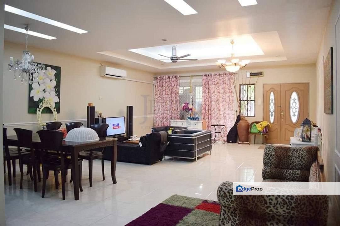 [FULLY RENOVATED] Double Storey Bandar Nusaputra Puchong, Selangor, Puchong South