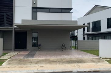 Dalia Residences @ Tropicana Aman