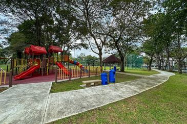 Seksyen 8, Kota Damansara