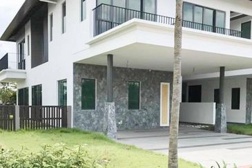 Charms of Nusantara, Setia Eco Glades