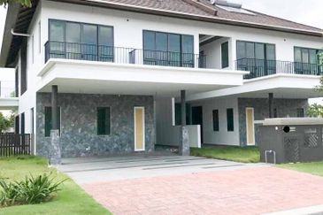 Charms of Nusantara, Setia Eco Glades