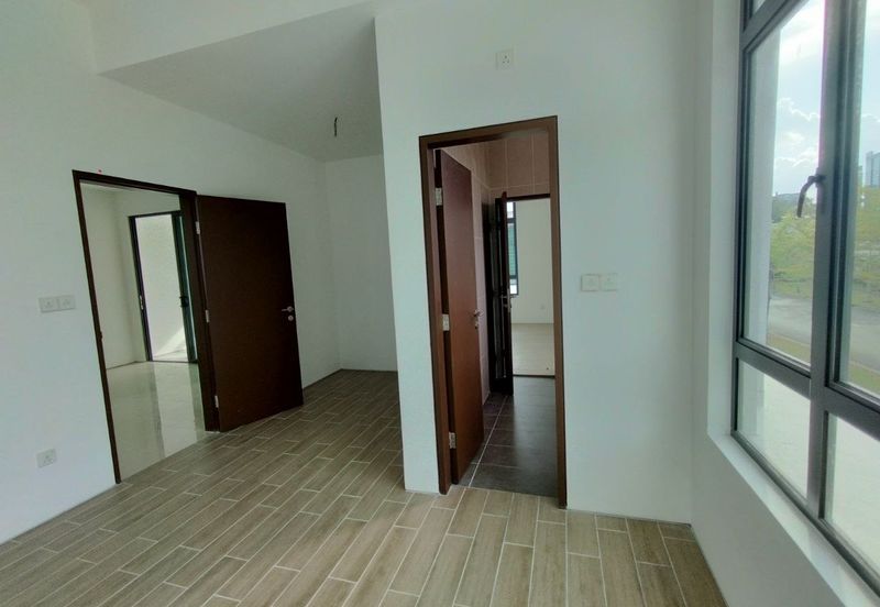 Perdana Lakeview East