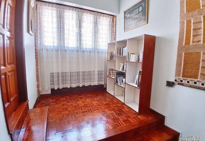 Seksyen 2, Shah Alam