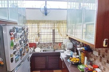 Seksyen 2, Shah Alam