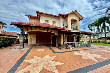 [CORNER LOT] Double Storey Bungalow Bidai Residence Bukit Jelutong Shah Alam